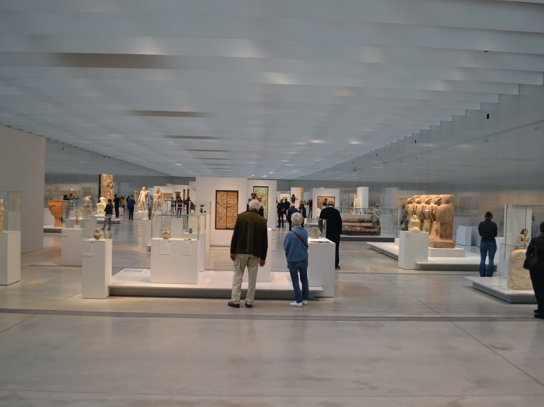 Louvre-Lens-Lens必去景点
