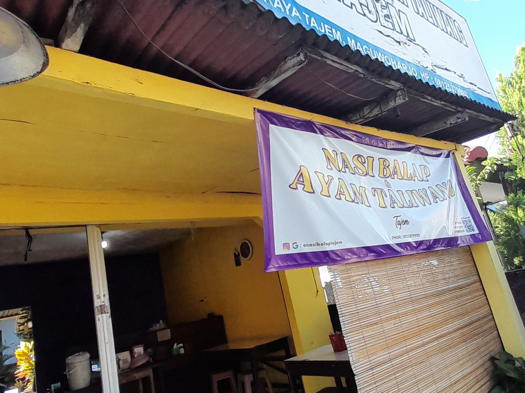 Nasi Balap & Ayam Taliwang Tajem