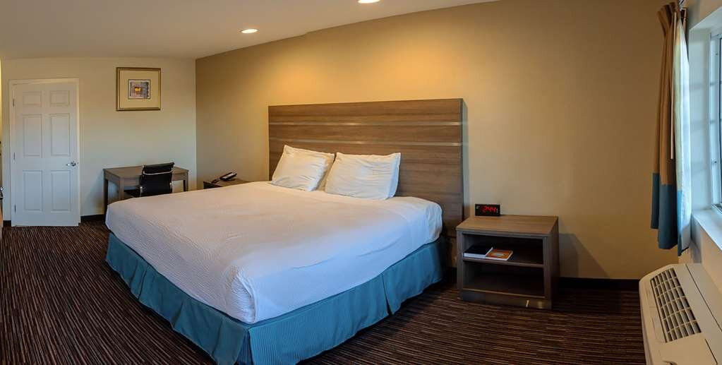 Rodeway Inn near University - Gateway to Yosemite主图