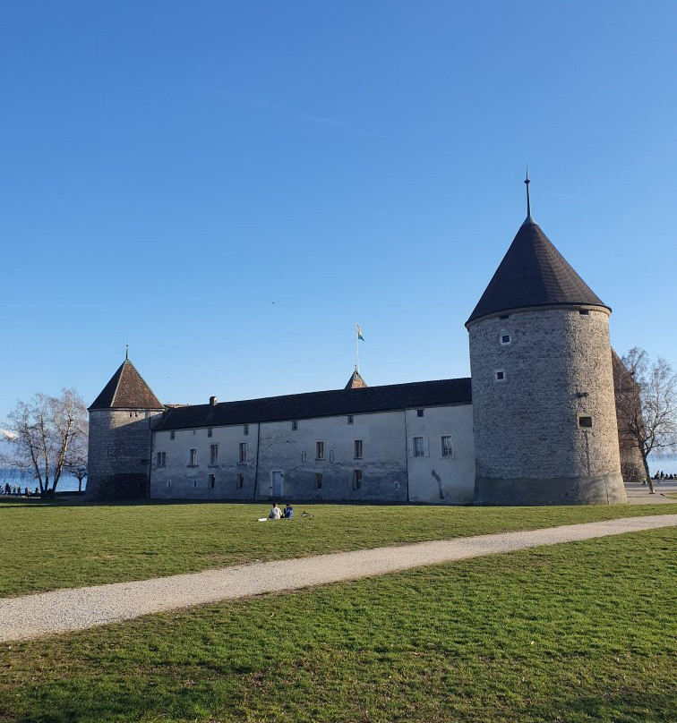 Chateau de Rolle景点图片