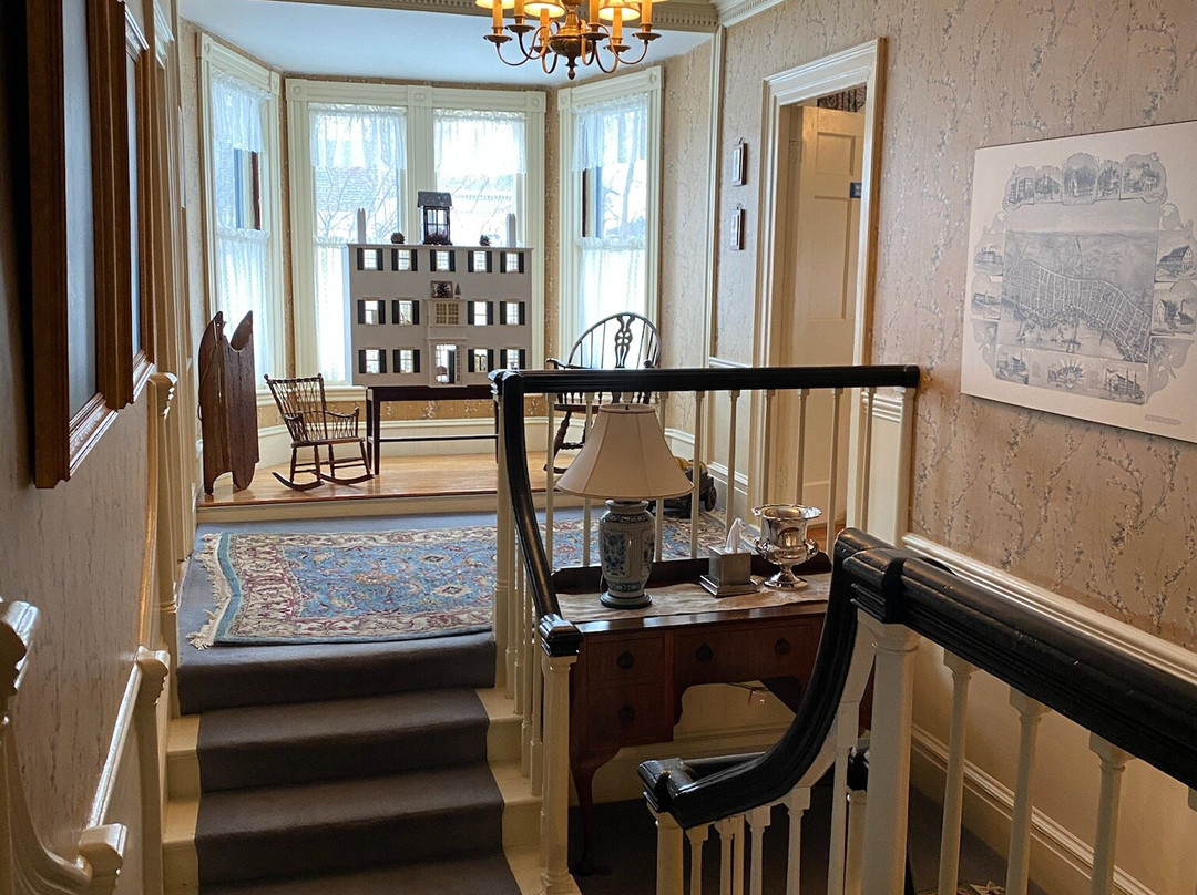 Clark Currier Inn主图