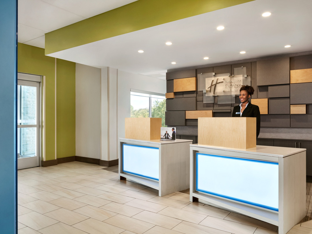 Holiday Inn Express & Suites Salisbury By IHG主图
