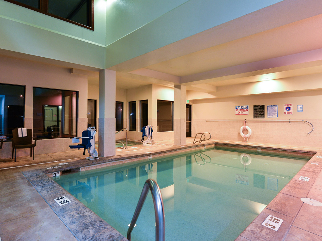 Holiday Inn Express Portland Se - Clackamas Area By IHG主图