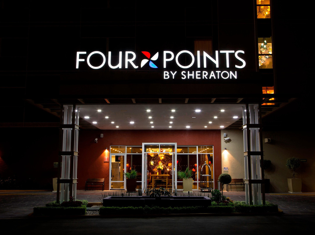 奎雷塔罗北部福朋喜来登酒店主图