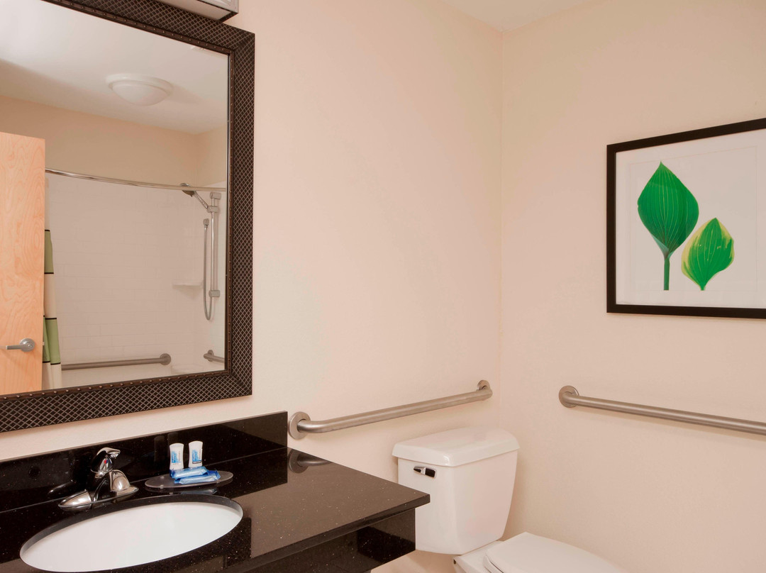 Fairfield Inn and Suites Lake Charles Sulphur主图