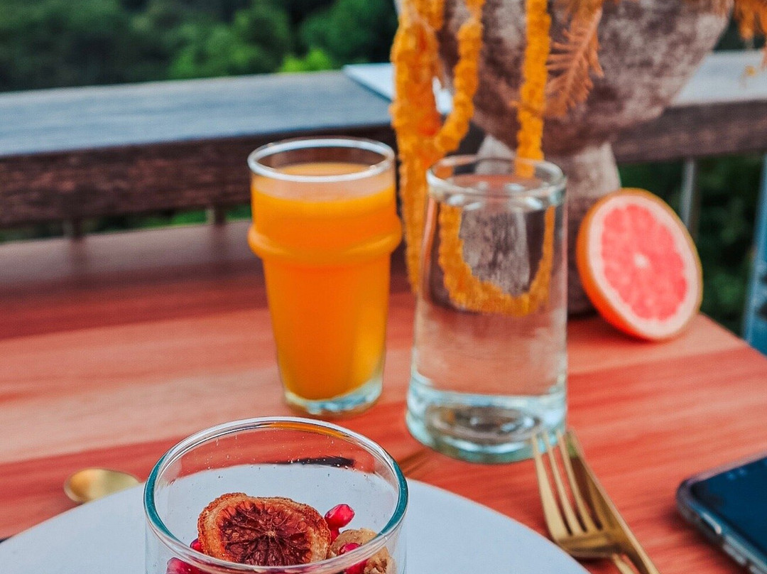 Toast the Sun-拜伦湾必去景点