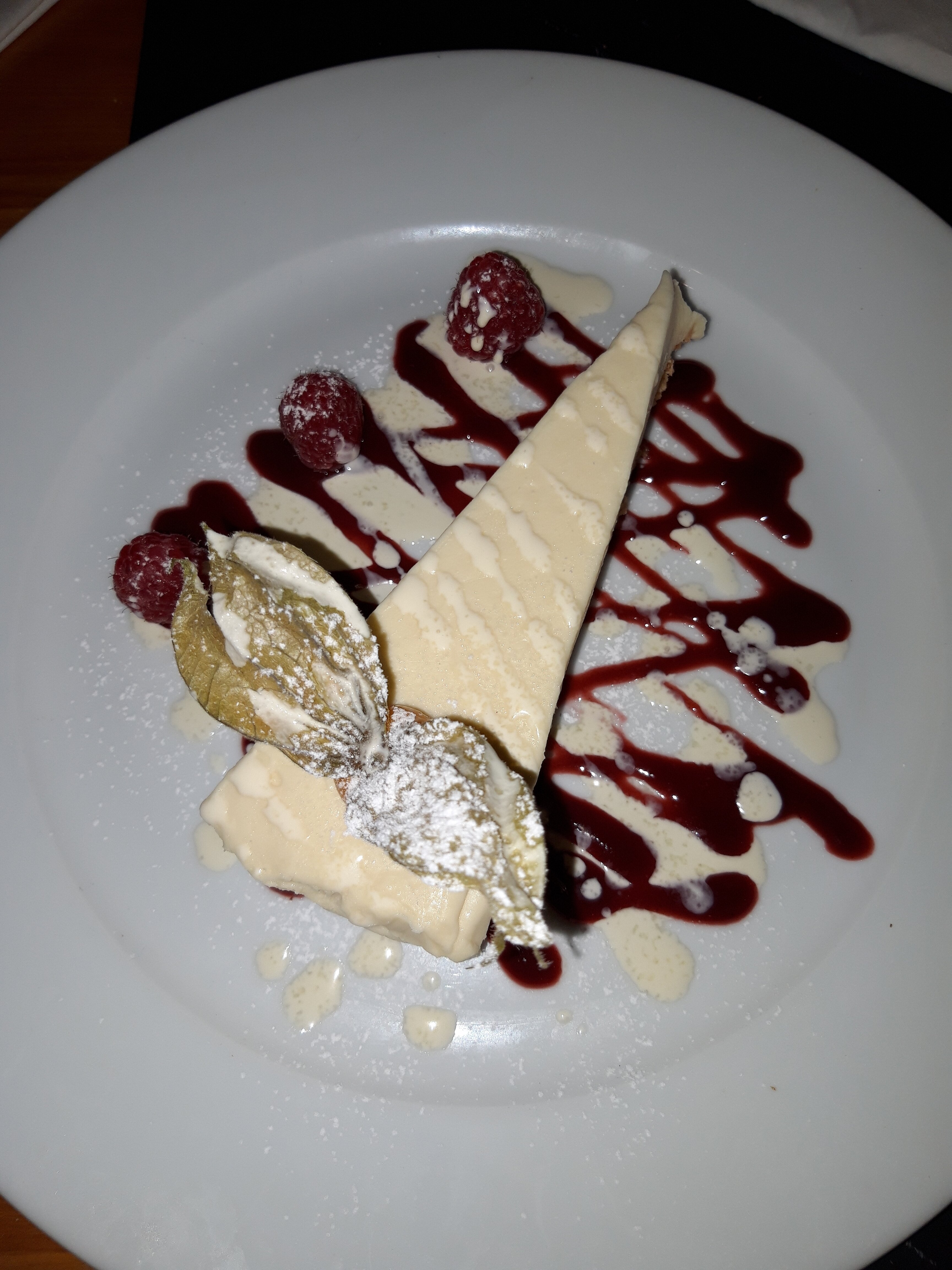 Holly Tree Hotel, Swimming Pool & Hot Tub-餐饮