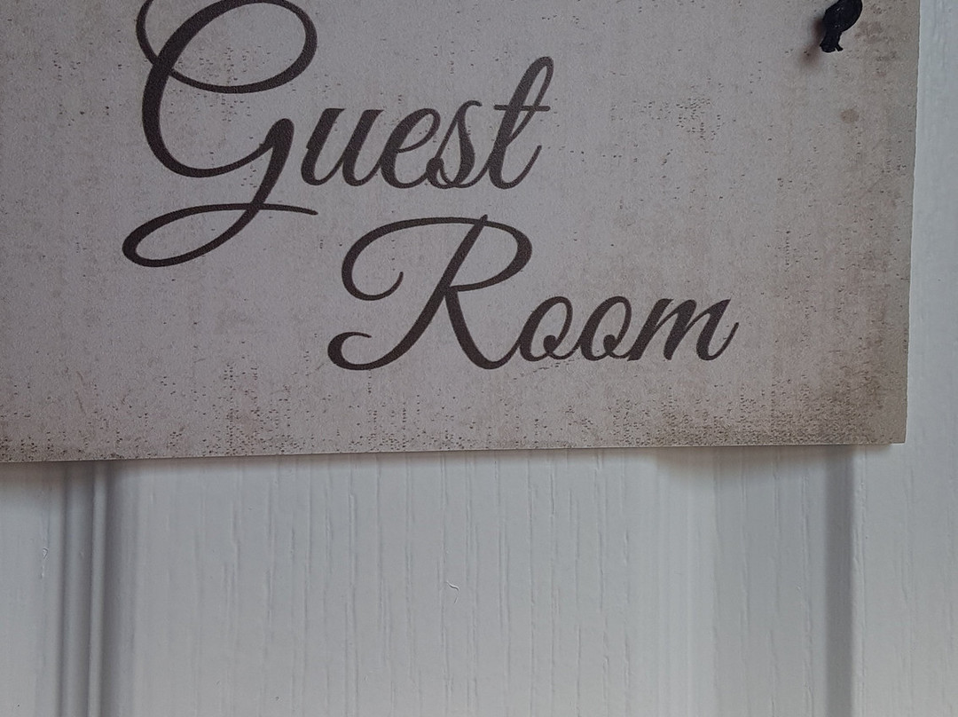 Debonair BnB @33主图
