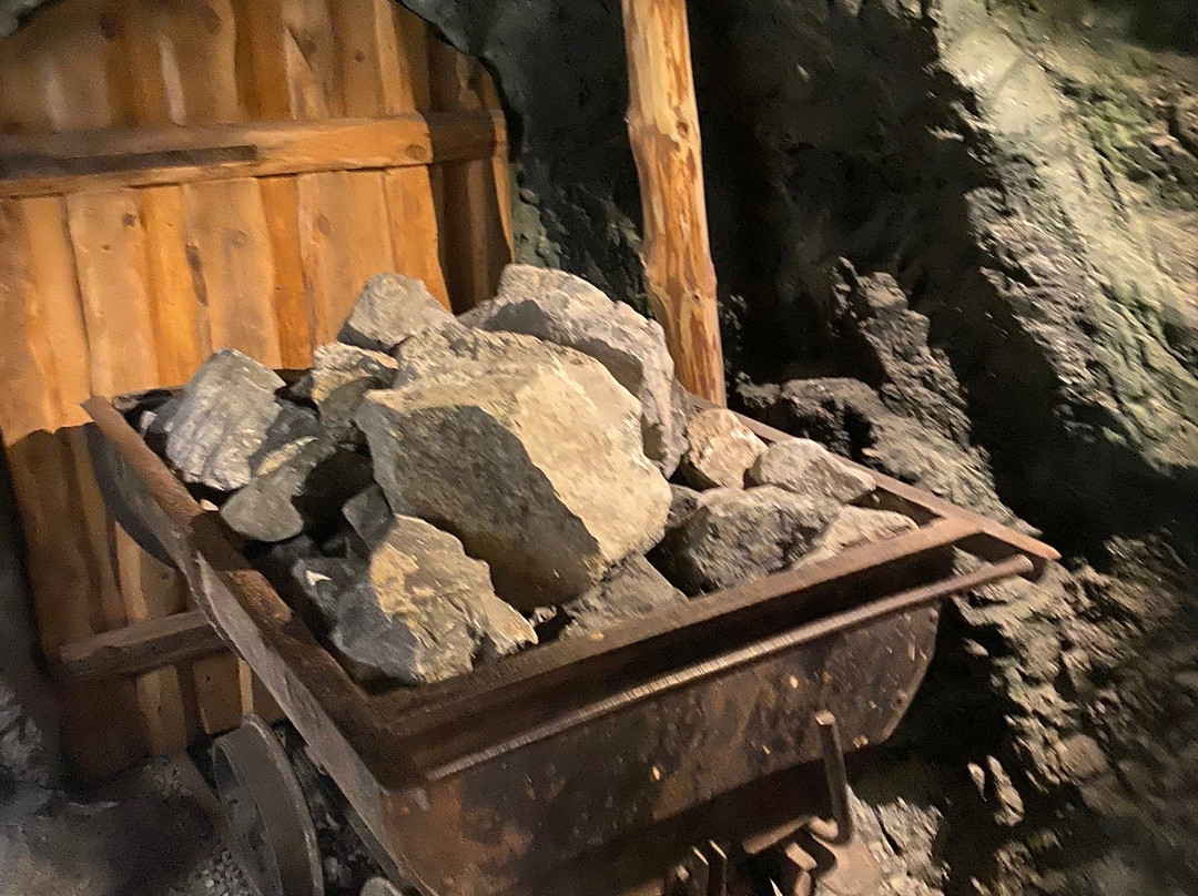 Felsenmuseum-Bernstein必去景点