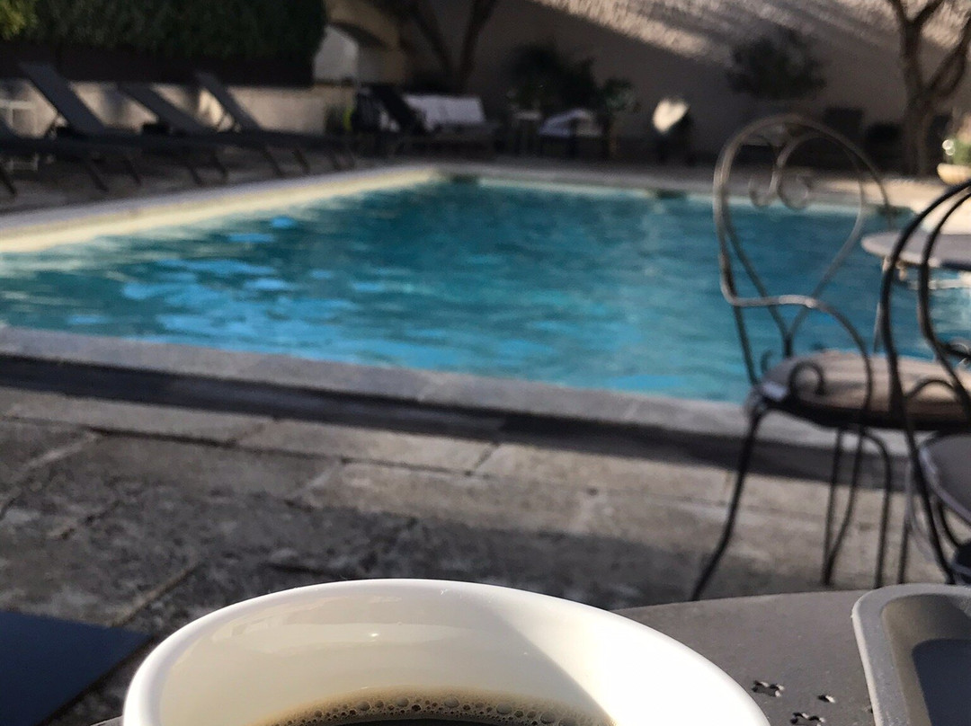 Hotel Restaurant Les Magnanarelles主图