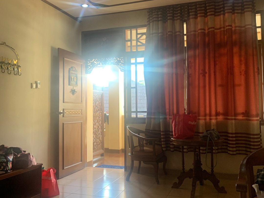 Taman Teratai Hotel主图