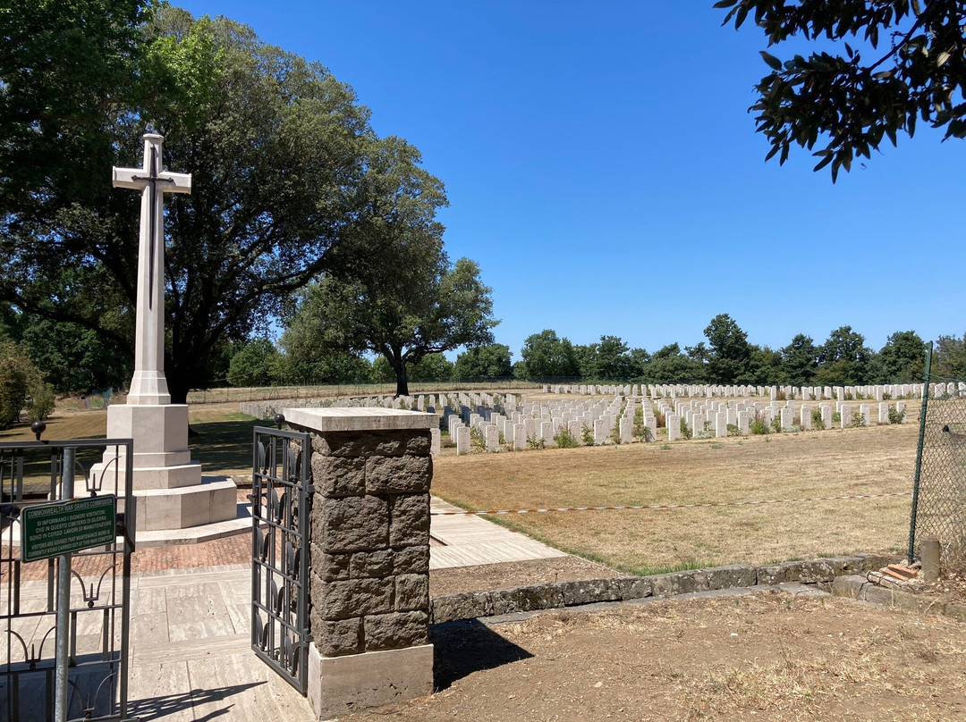 Cimitero di Guerra di Bolsena景点图片