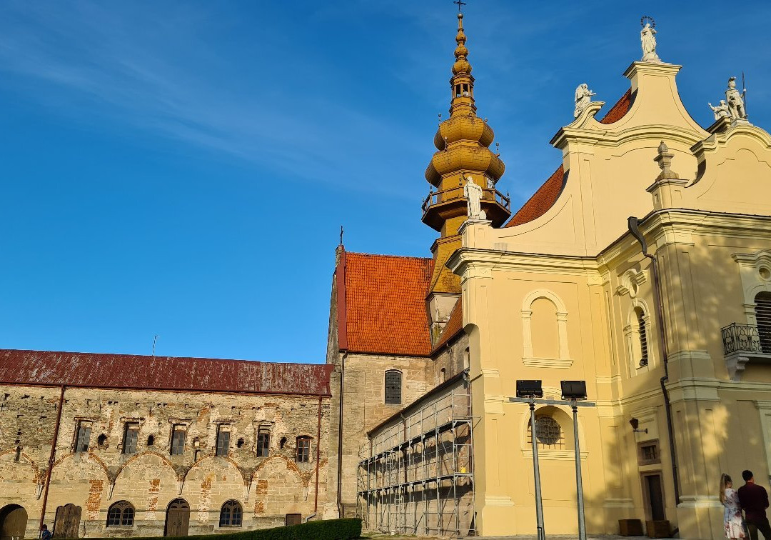 Pocysterski kościół i klasztor z XIII w.-Koprzywnica必去景点