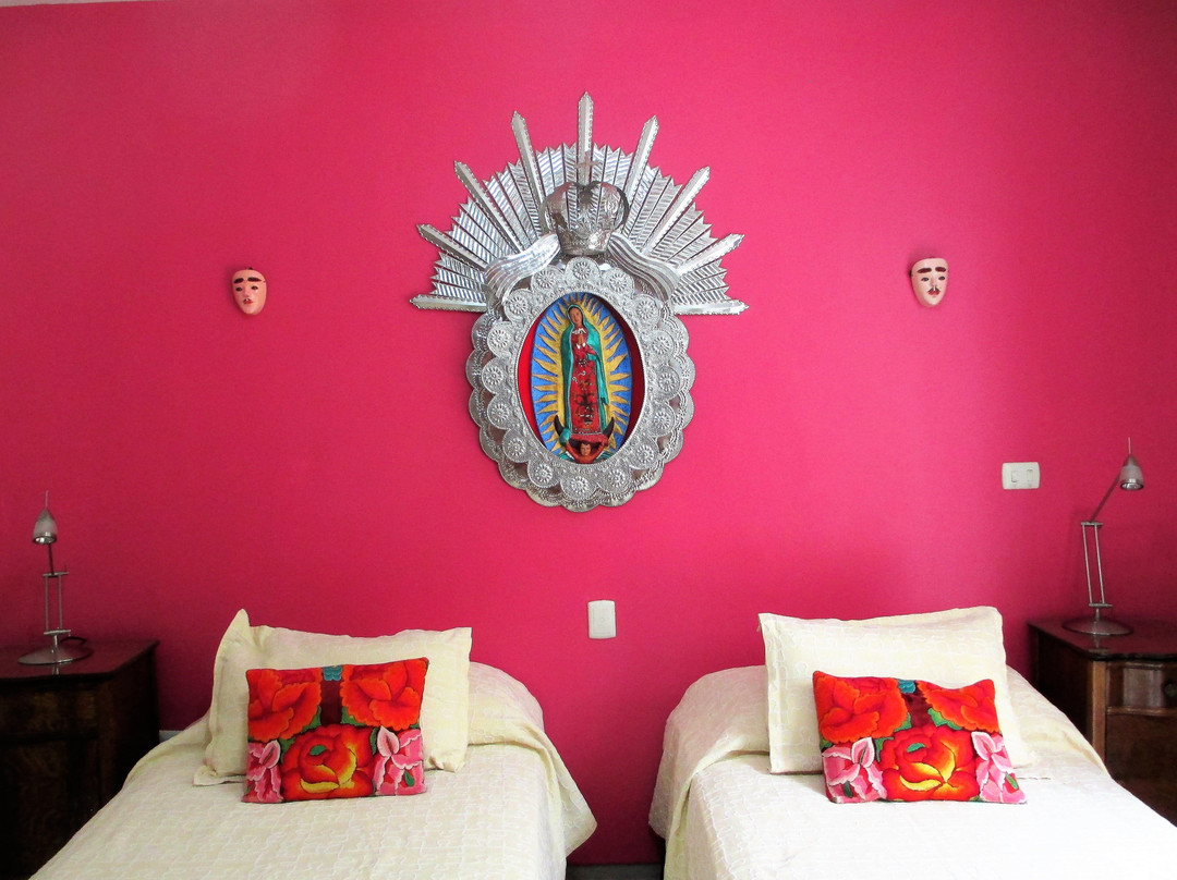 Casa de las Bugambilias B&B