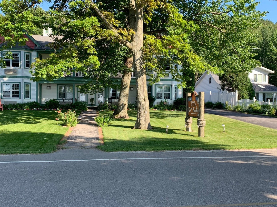 Little Harbor Inn主图