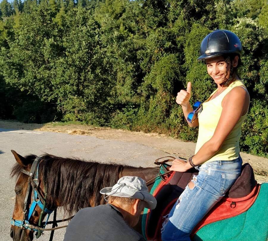 Tasso & Kris Horse Riding Center景点图片