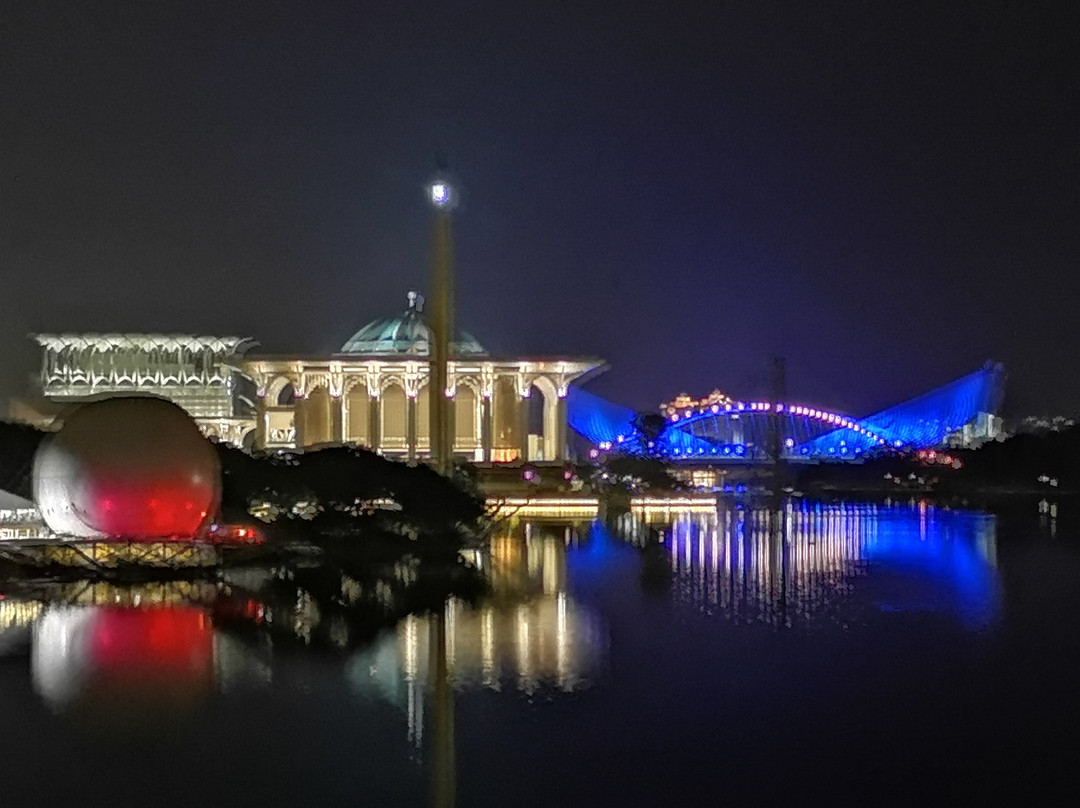 Seri Saujana Bridge-太子城必去景点