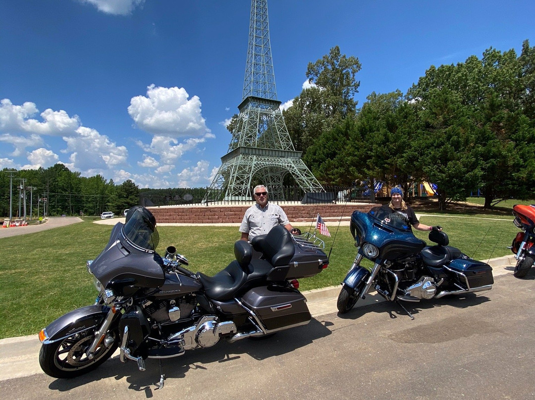 Eiffel Tower Park-Paris必去景点