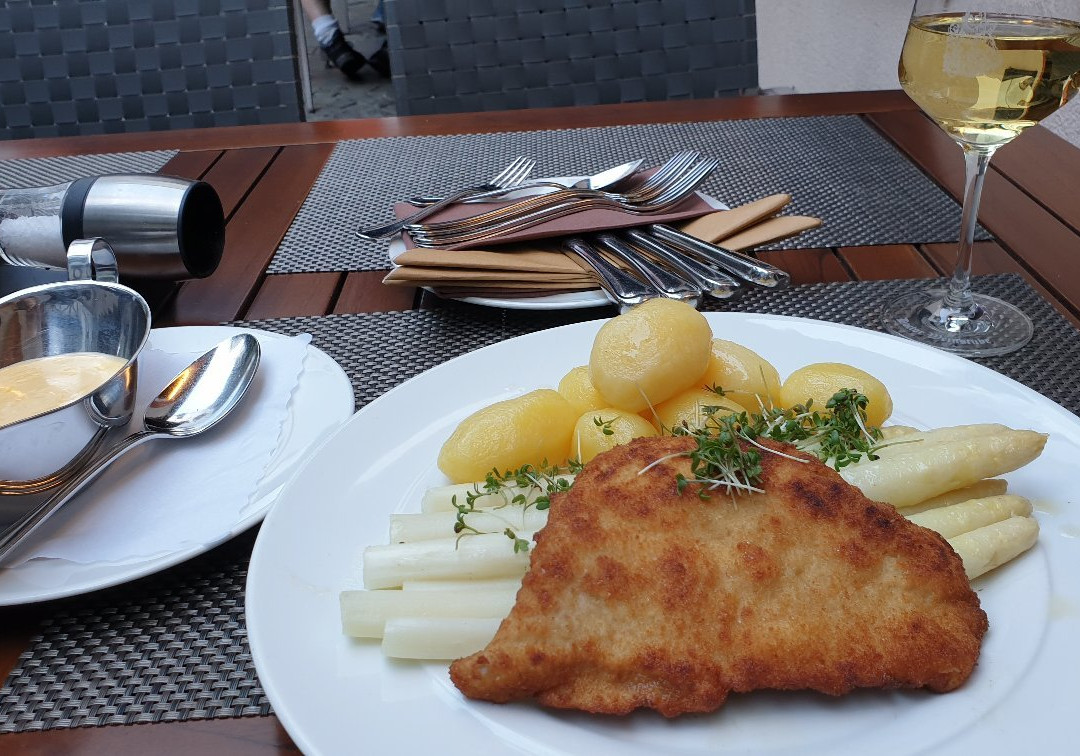 Hotel Restaurant Doctor Weinstuben主图