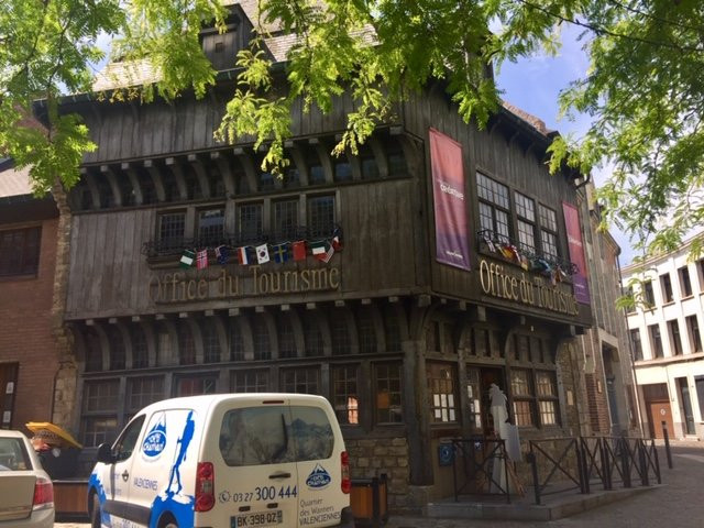 Casa Española