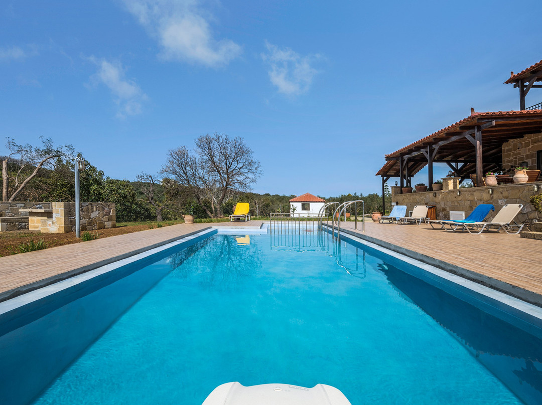 Athina Traditional Country Villa