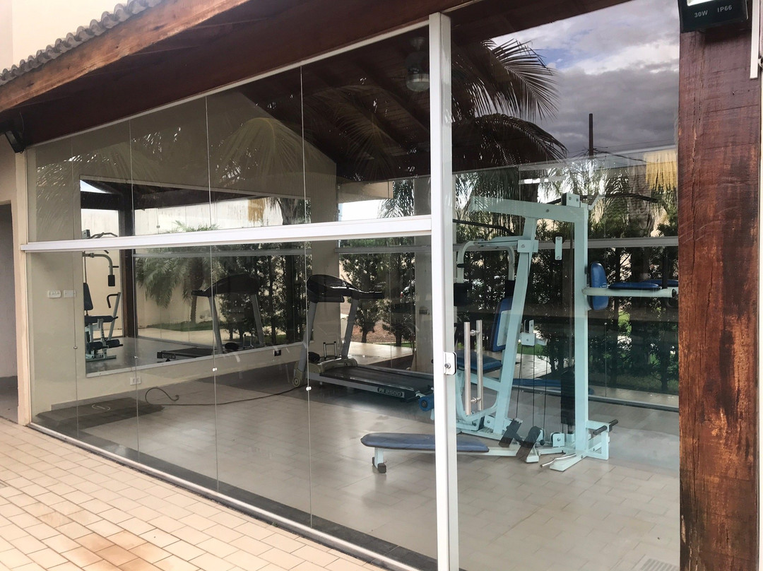 Emmis Park Hotel主图