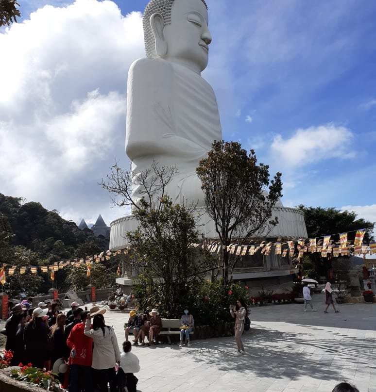 Golden Bridge Bana Hills Tours-岘港必去景点