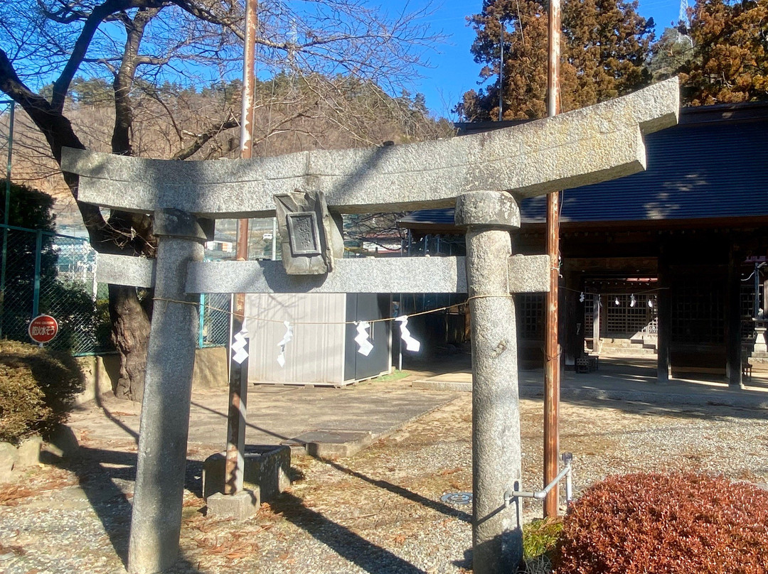 Suwa Shrine景点图片