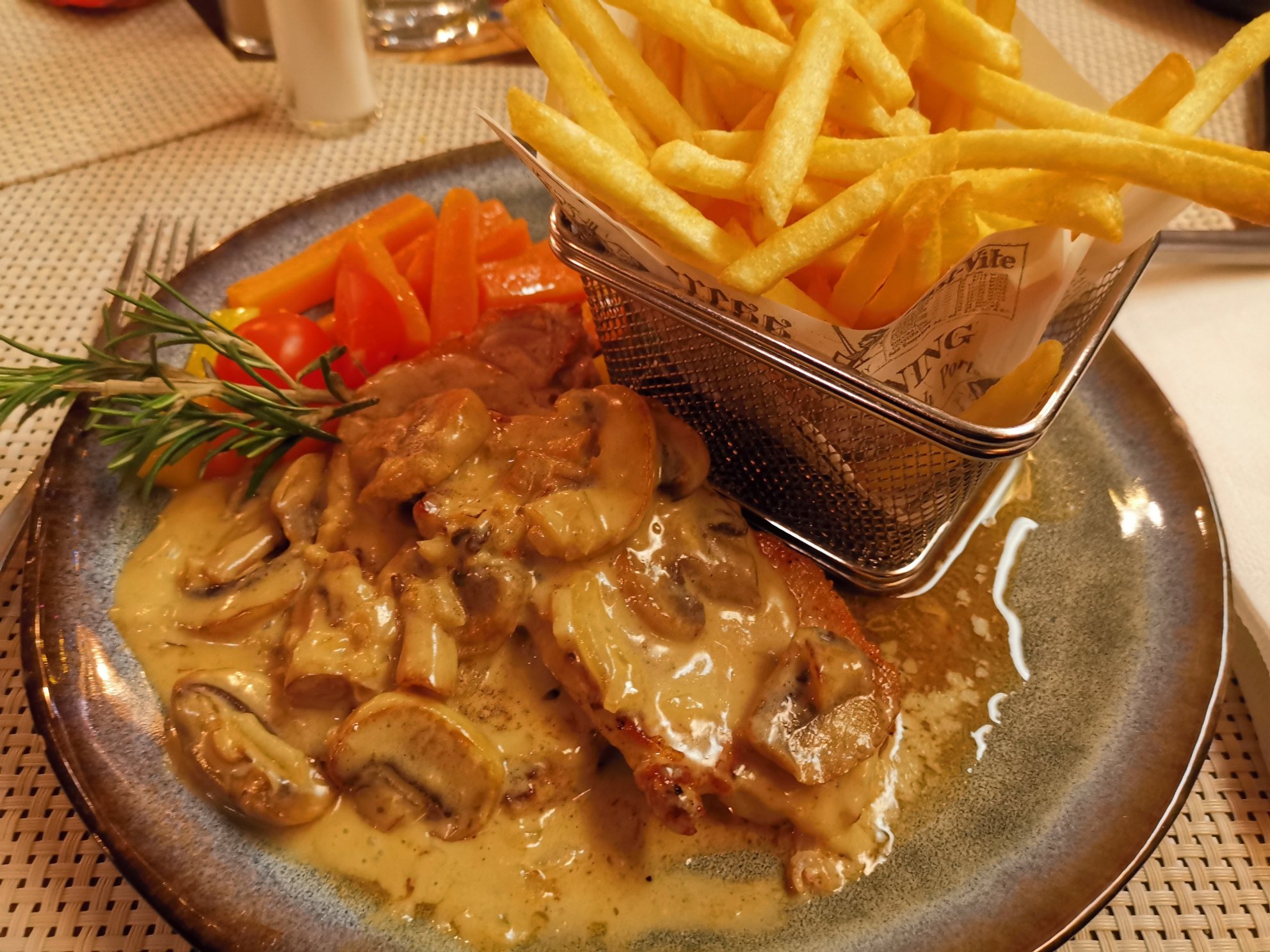 B&B HOTEL Rothrist Olten-餐饮