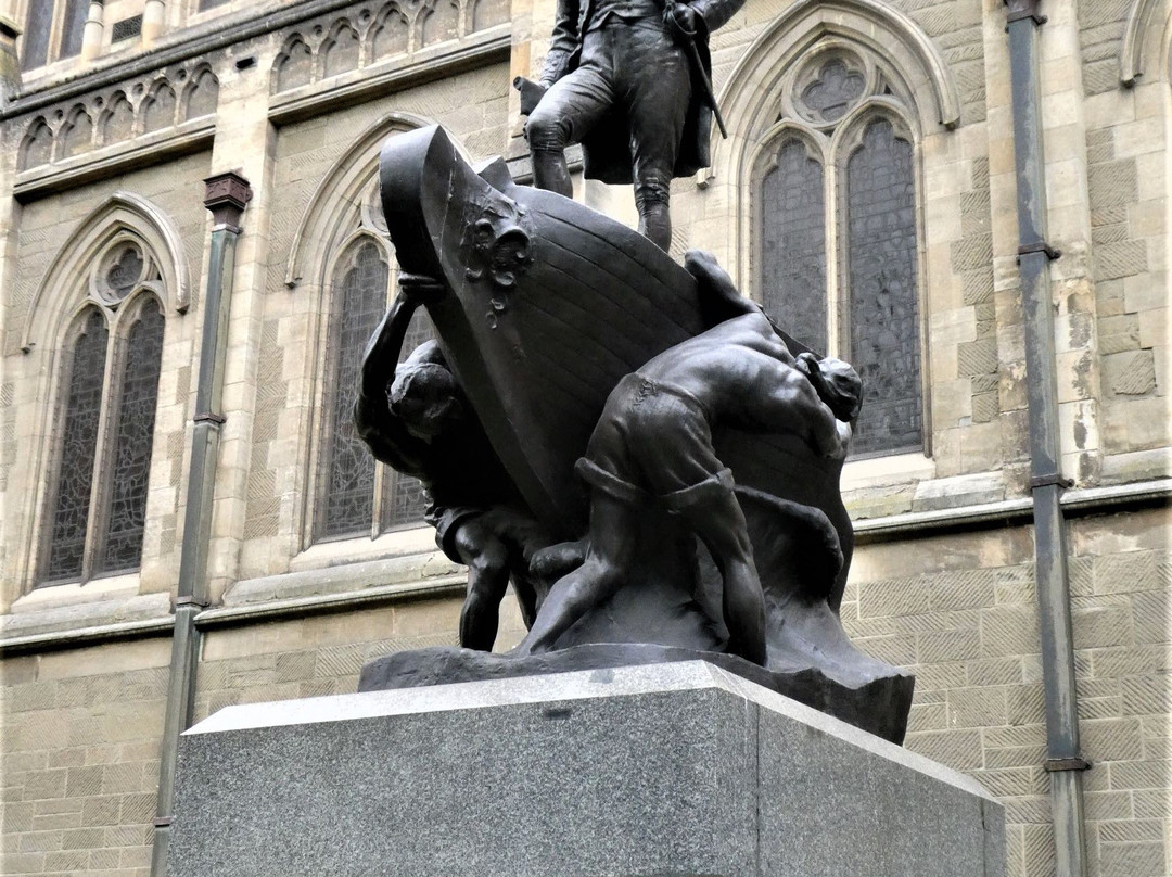Captain Matthew Flinders Statue-墨尔本必去景点