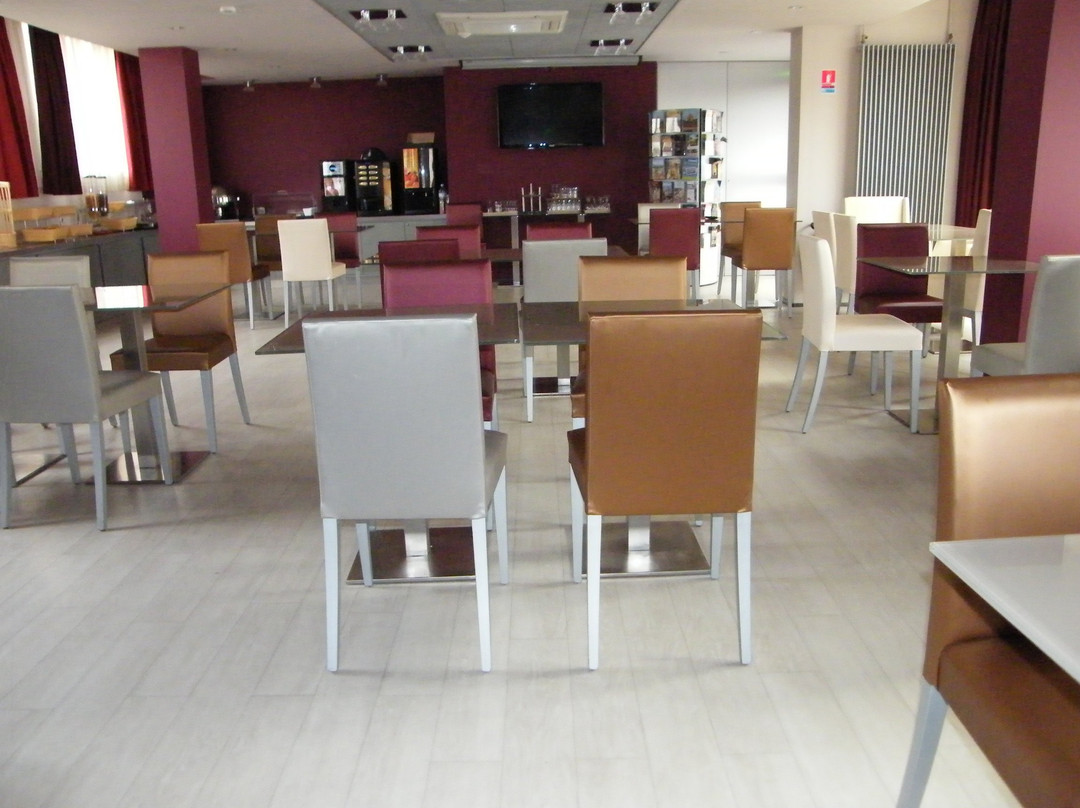 Cit'Hotel Saint Pierre主图