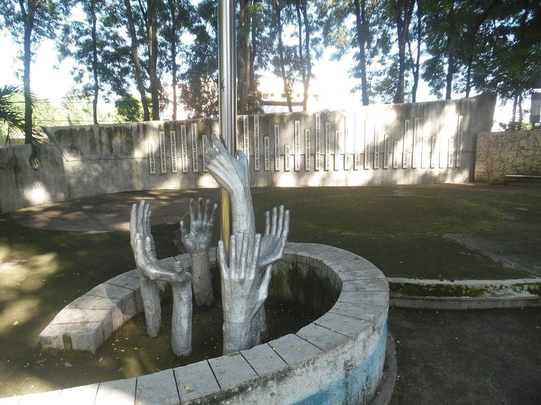 Parque Metropolitano De Los Jardines-圣地亚哥必去景点