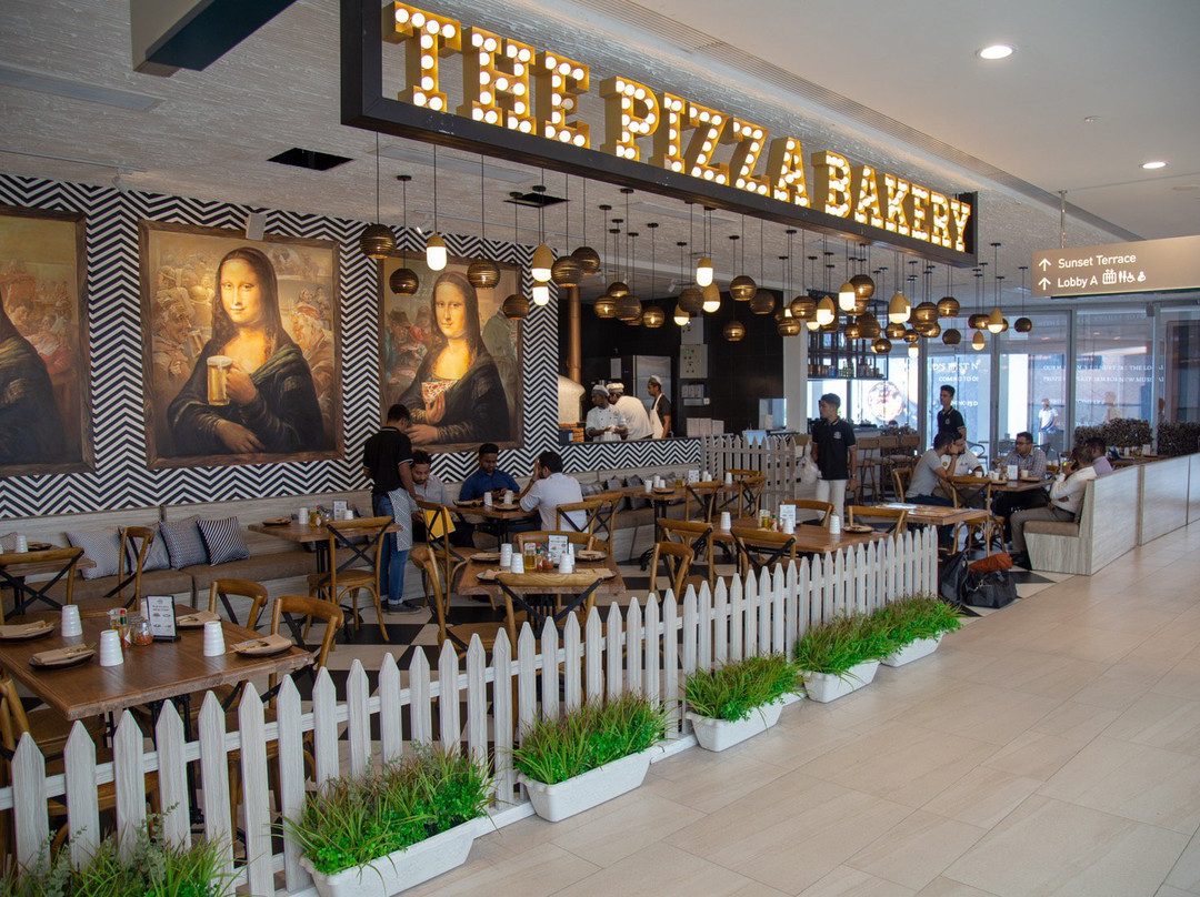 The Pizza Bakery - Bar & Eatery