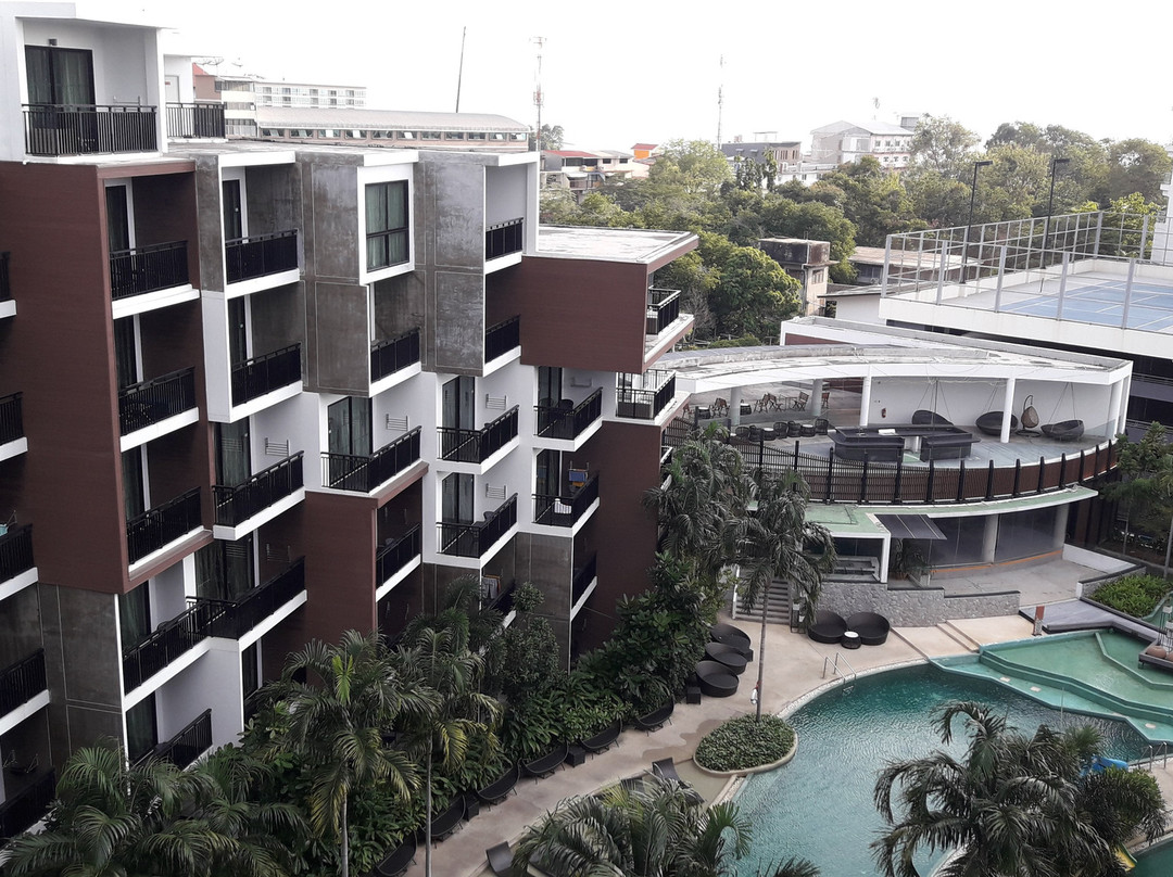 芭堤雅中天森塔拉马瑞斯度假村主图