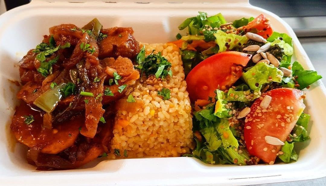 大贝里拉历史中心旧城餐馆和美食-Tambake