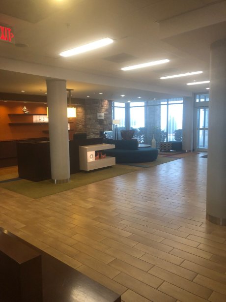 普莱森顿万枫酒店及套房-官方