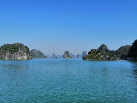 La Paci Cruises-下龙湾必去景点