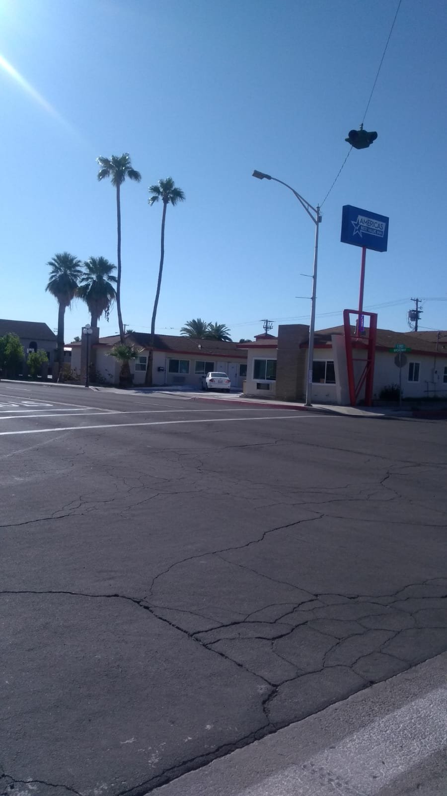 Econo Lodge-portrait