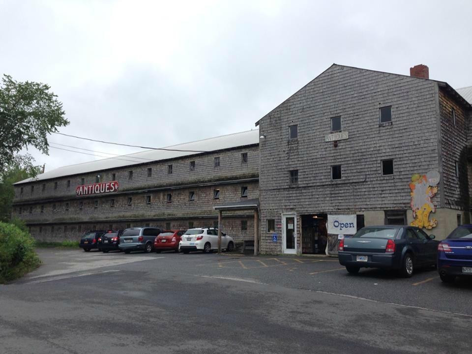 Big Chicken Barn-埃尔斯沃斯必去景点