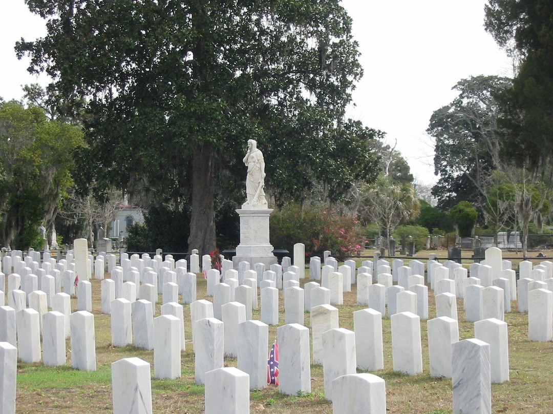 Laurel Grove North Cemetery景点图片