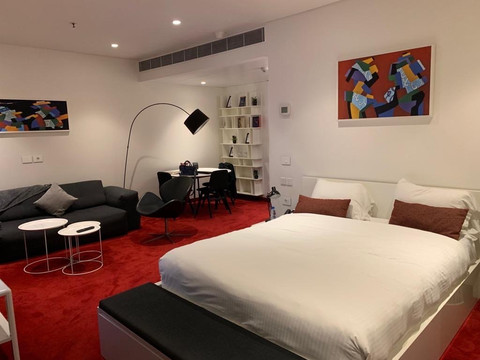 1866庭院套房酒店主图