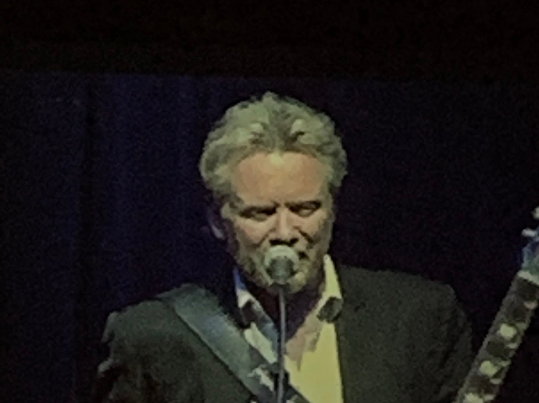 Buck Owens' Crystal Palace-贝克斯菲尔德必去景点