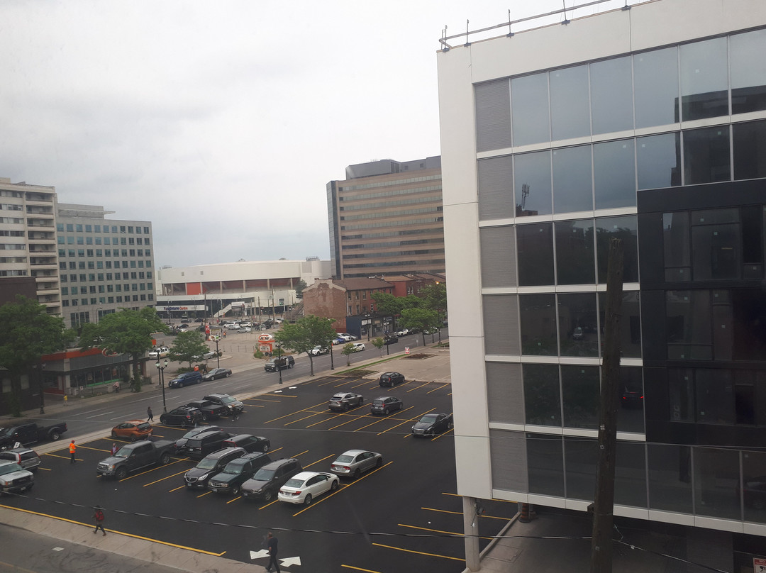 Staybridge Suites Hamilton - Downtown by IHG主图