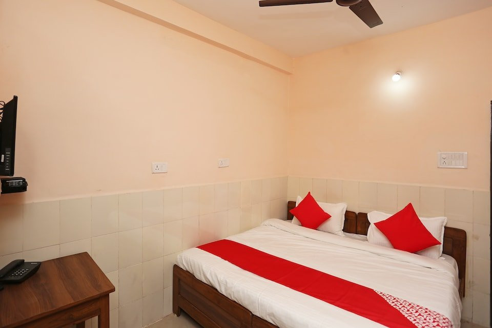 OYO 28290 Hotel Royal Palm主图