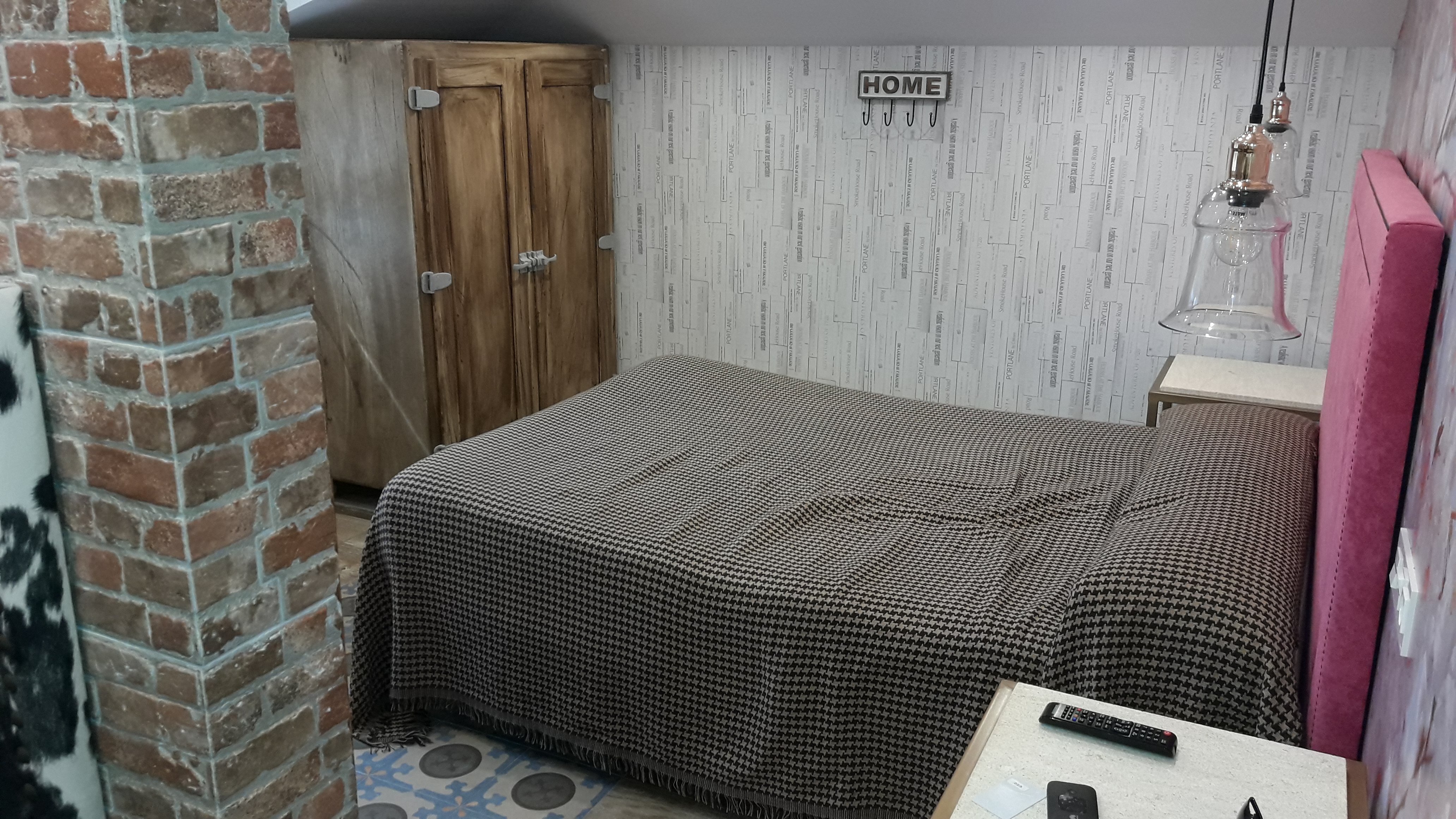 Hostal El Aparcamiento-官方