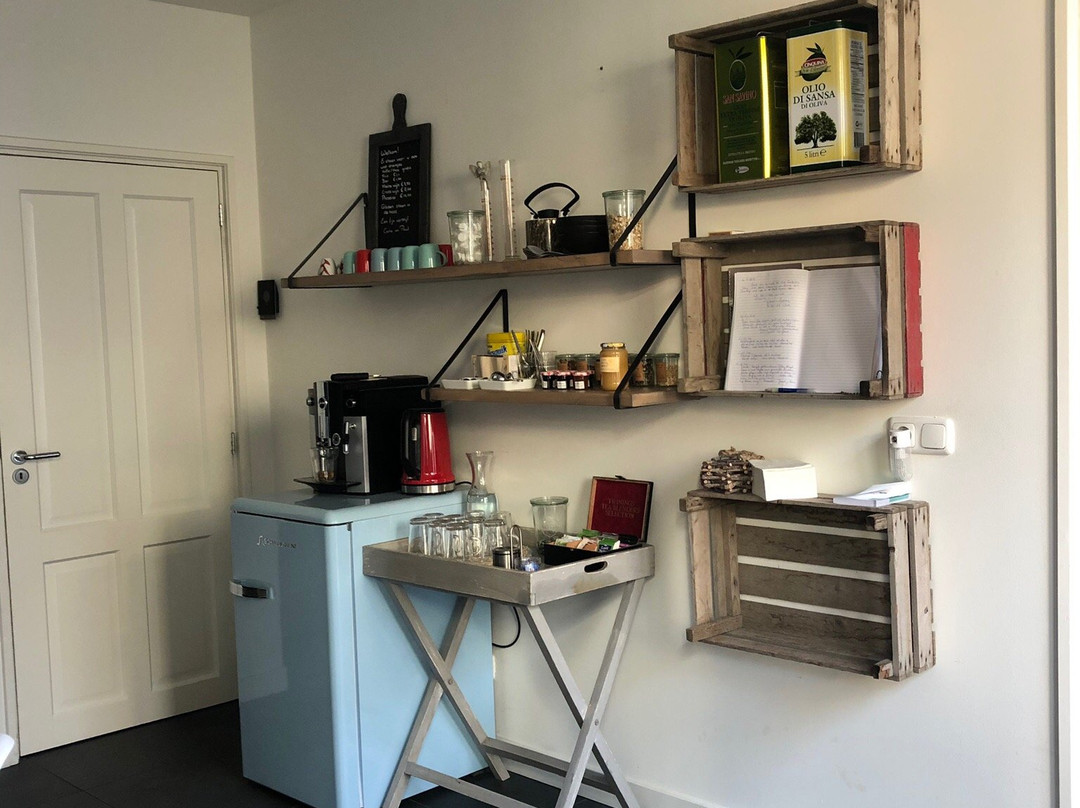 Bed & Breakfast MID 83主图