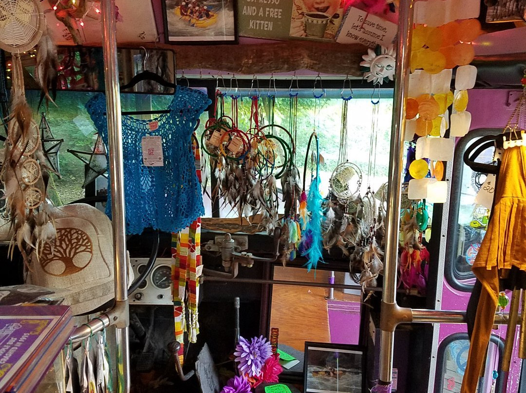 Ms. Be's Purple Bus-Ocoee必去景点