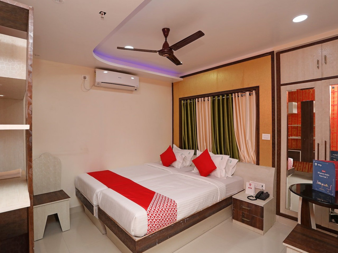 Green Edge Regency主图