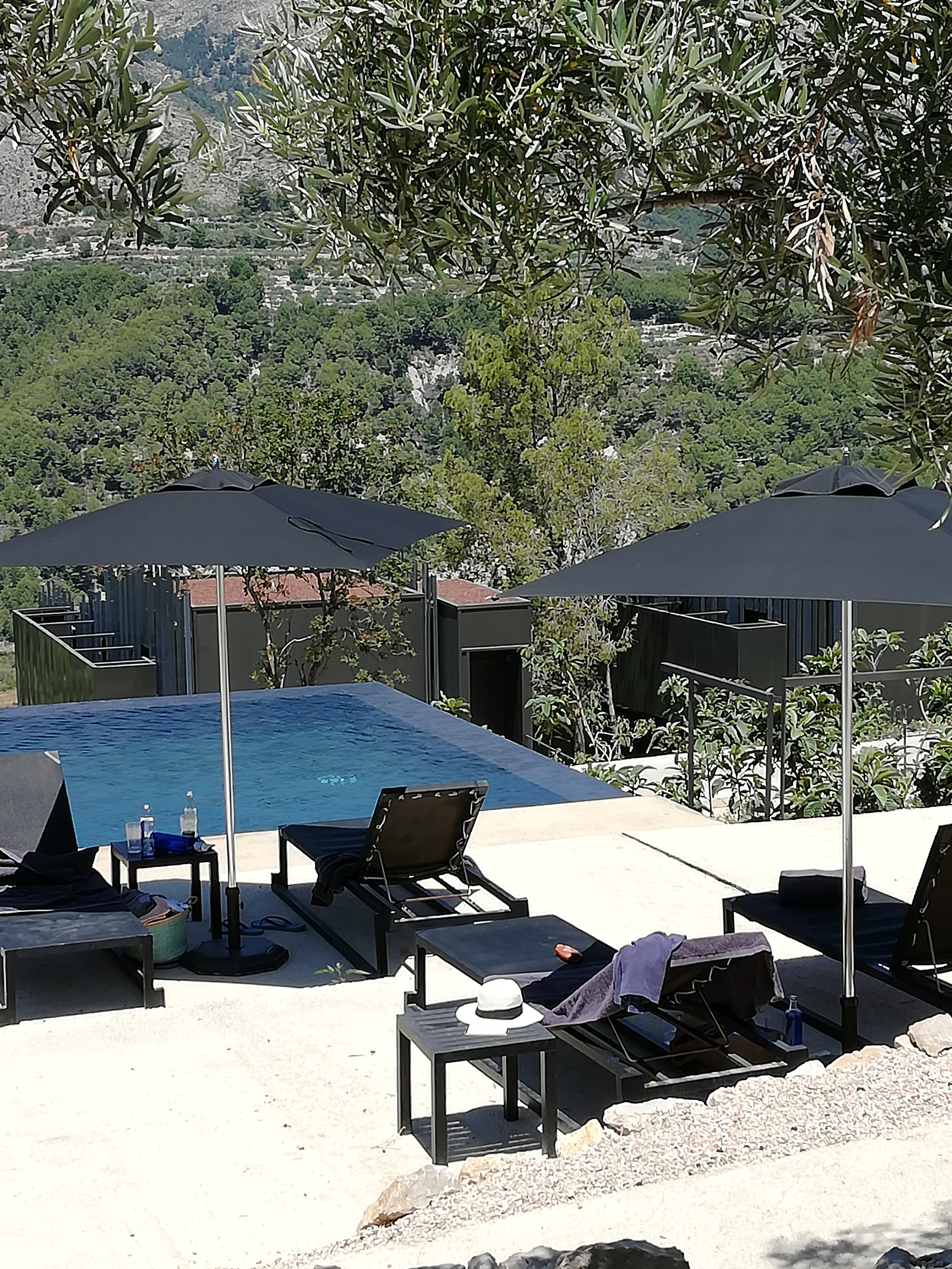 VIVOOD Landscape Hotel-portrait