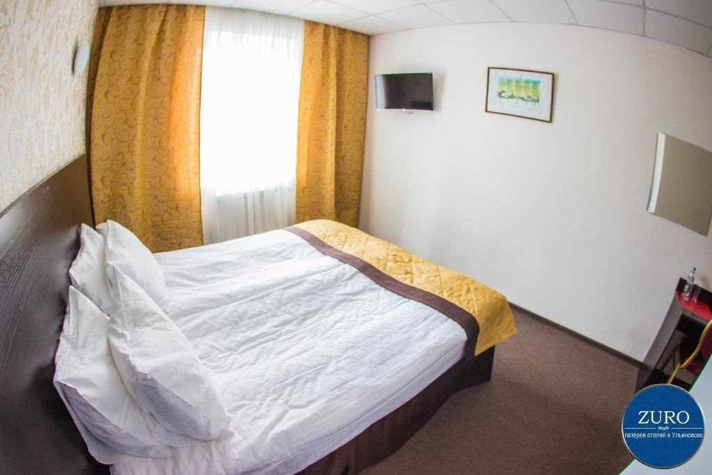 Aster Hotel-ZURO主图